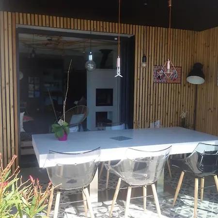 Avec Piscine Et Spacieux Pool House Pres Des Plages Et De La Rhune * Saint-Pée-sur-Nivelle